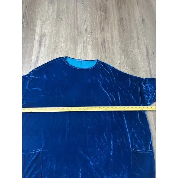 Cut Loose Blue Velvet Oversized Tunic Top Size One Rayon Silk Relaxed Fit - Picture 4 of 9